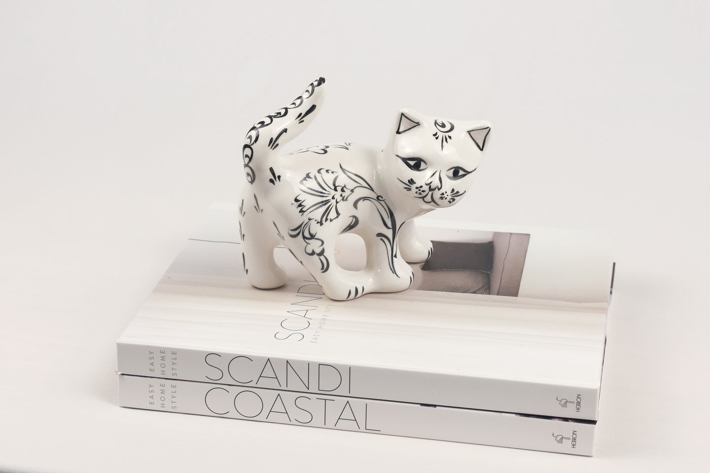 Patterned Ceramic Paint and Sip Classes in Melbourne
