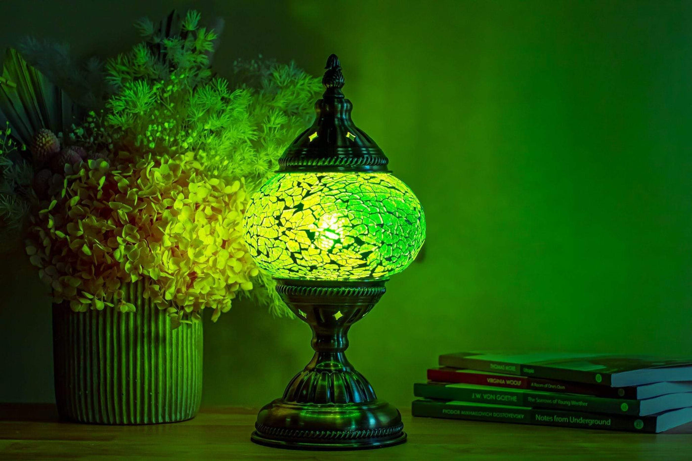 Art Masterclass Emerald Table Lamp
