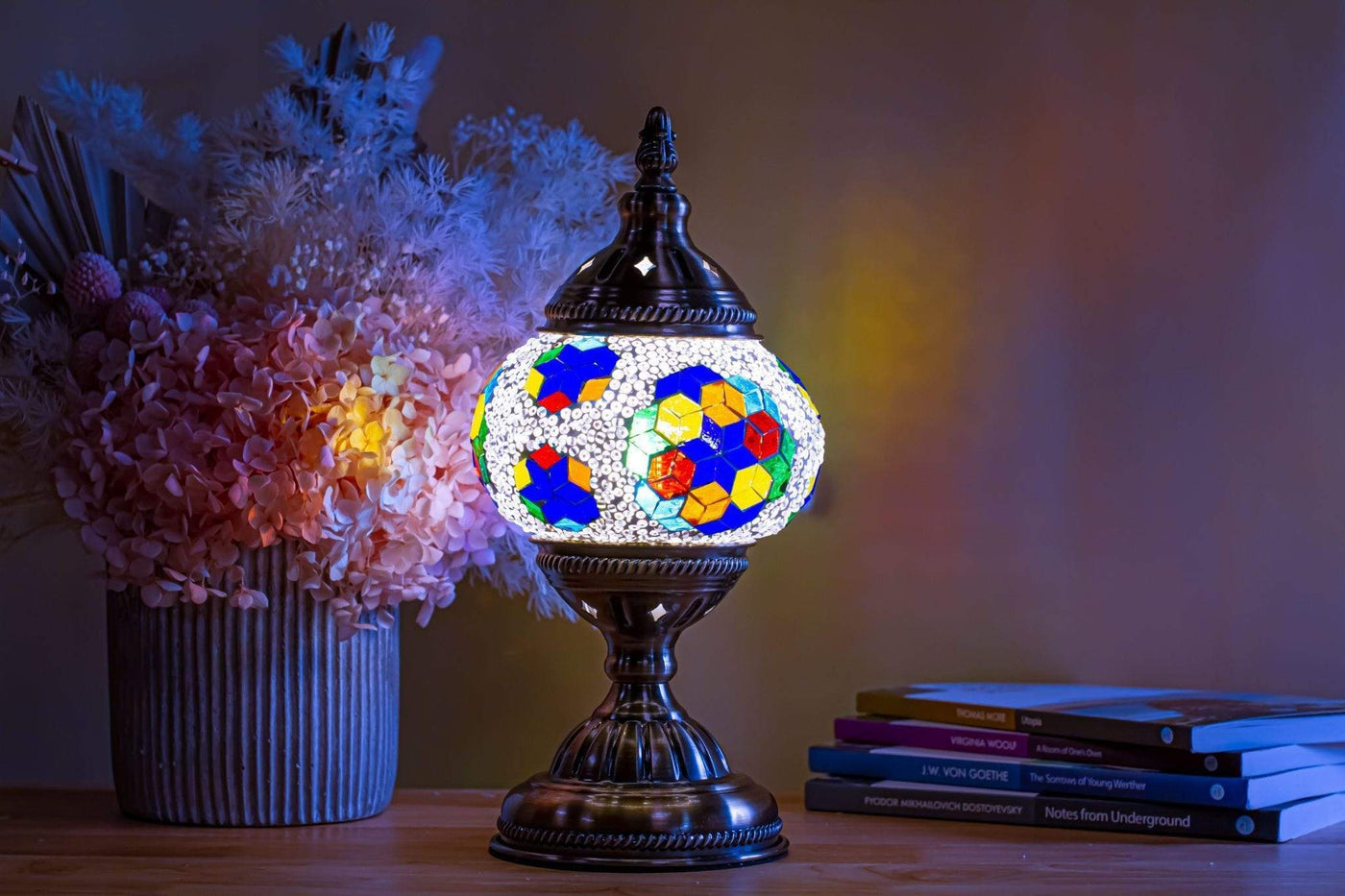 Art Masterclass Sonic Table Lamp
