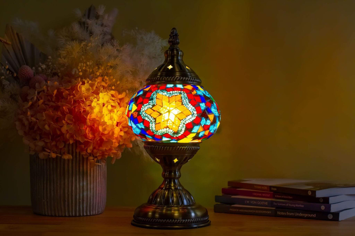 Art Masterclass Summer Table Lamp